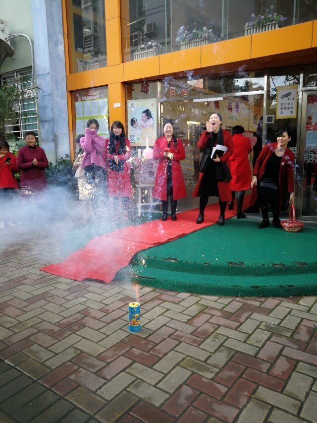 溫暖祝福迎“佳”人