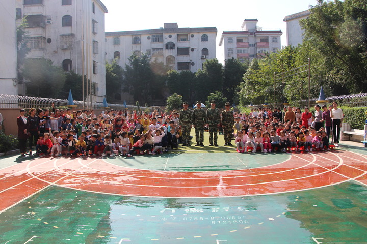 消防戰(zhàn)士走進幼兒園，共筑消防安全新防線 